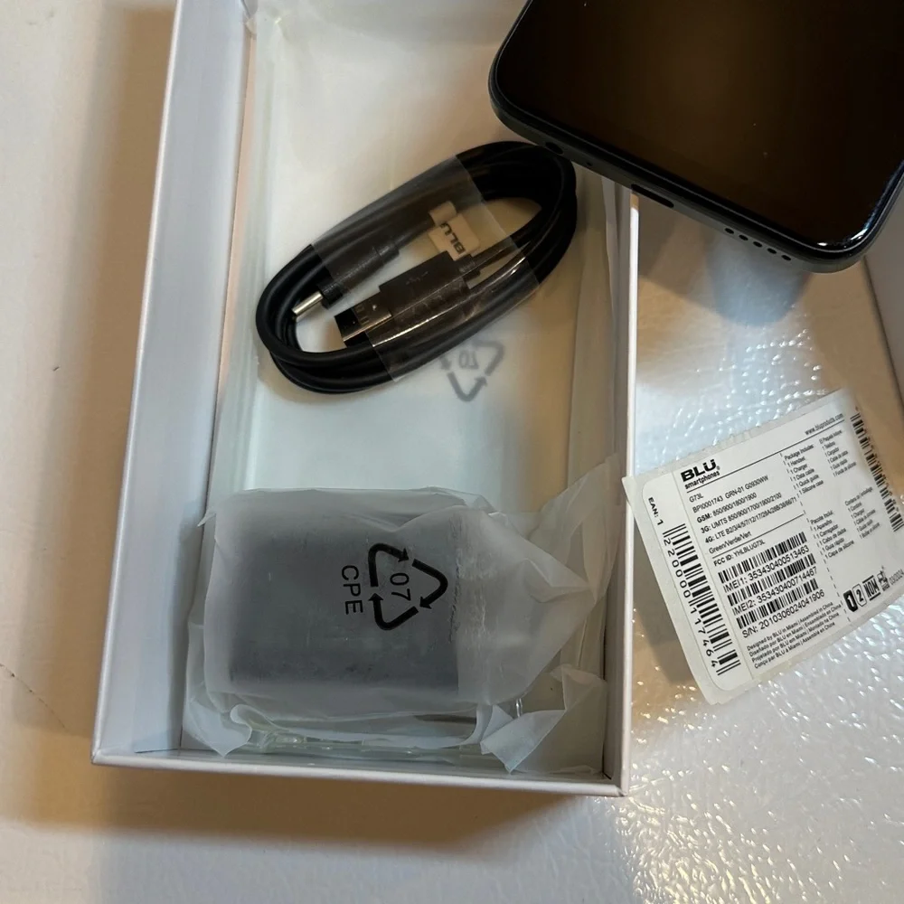 Blu G73L smart phone 4G green 64GB